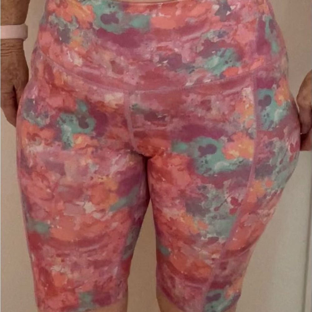 Colorful Women's Athletic Capris